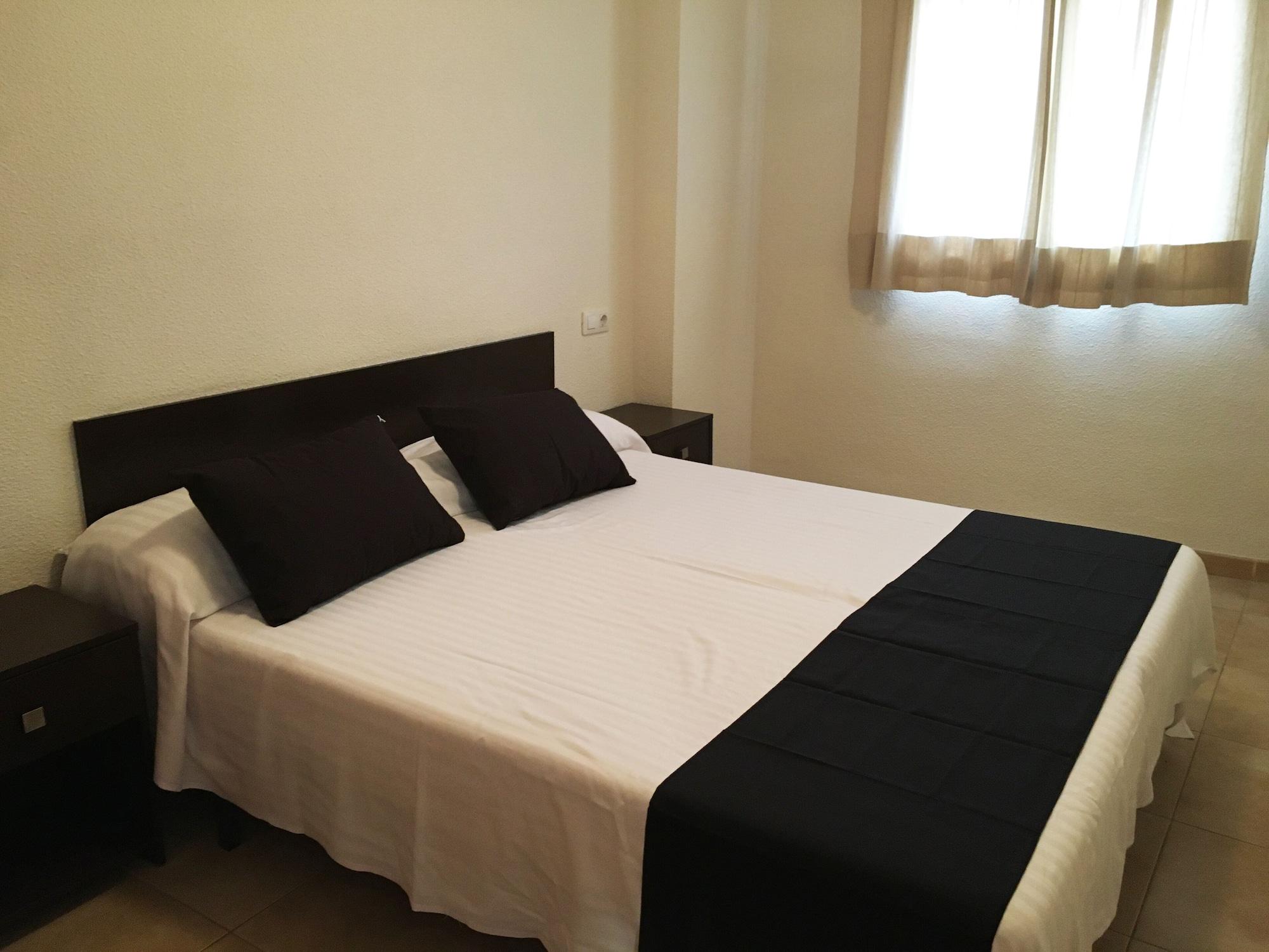 Apartamentos Dona Carmen 3000 أوروبيسا ذيل مار المظهر الخارجي الصورة