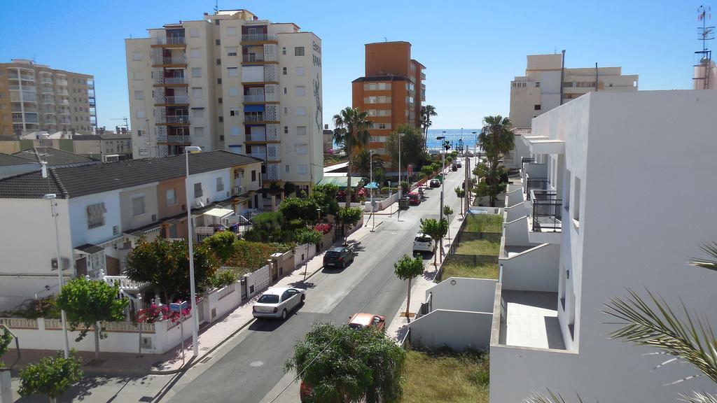 Apartamentos Dona Carmen 3000 أوروبيسا ذيل مار المظهر الخارجي الصورة