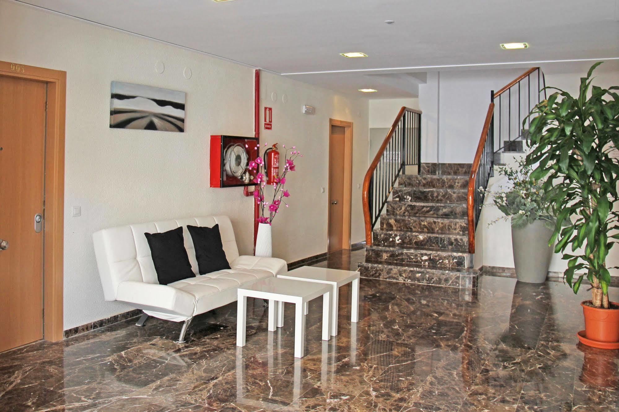 Apartamentos Dona Carmen 3000 أوروبيسا ذيل مار المظهر الخارجي الصورة
