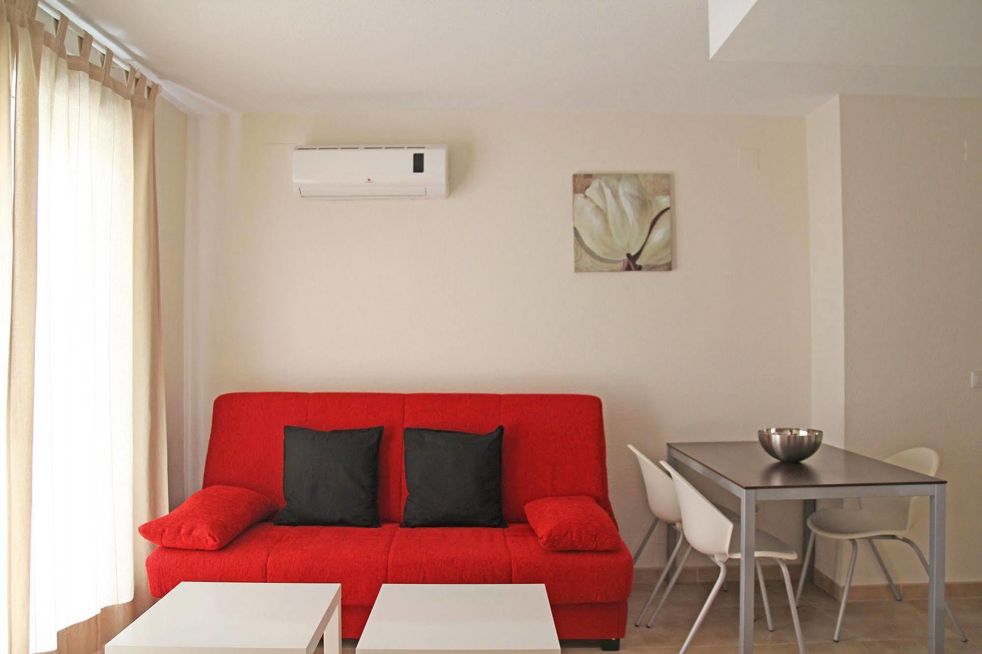 Apartamentos Dona Carmen 3000 أوروبيسا ذيل مار المظهر الخارجي الصورة