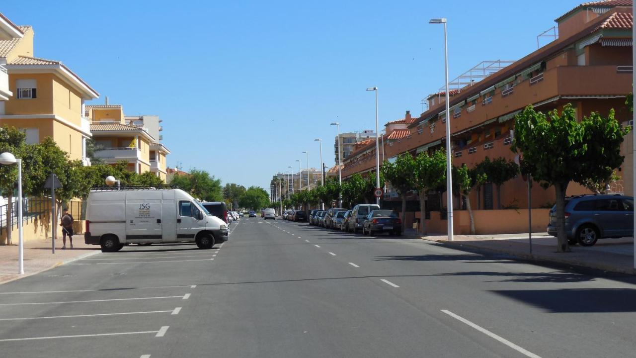 Apartamentos Dona Carmen 3000 أوروبيسا ذيل مار المظهر الخارجي الصورة