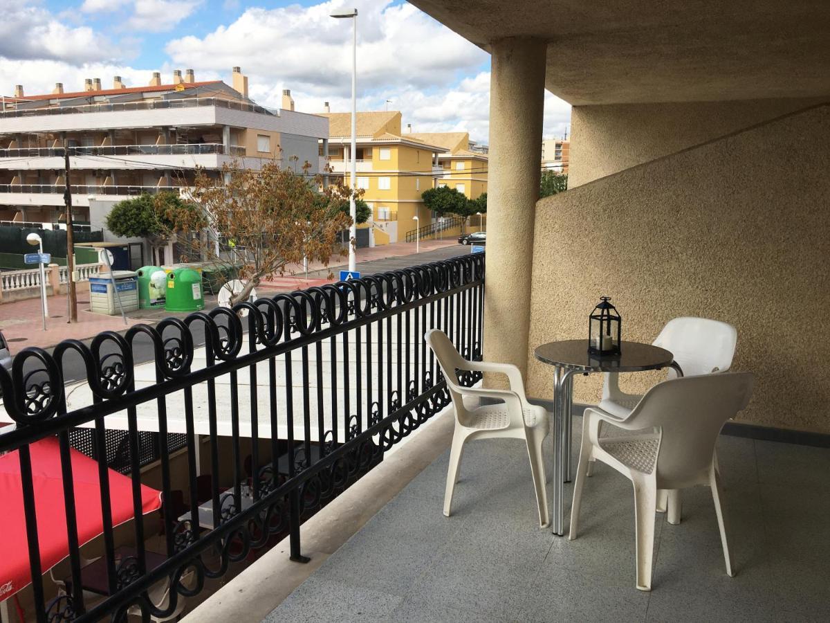 Apartamentos Dona Carmen 3000 أوروبيسا ذيل مار المظهر الخارجي الصورة